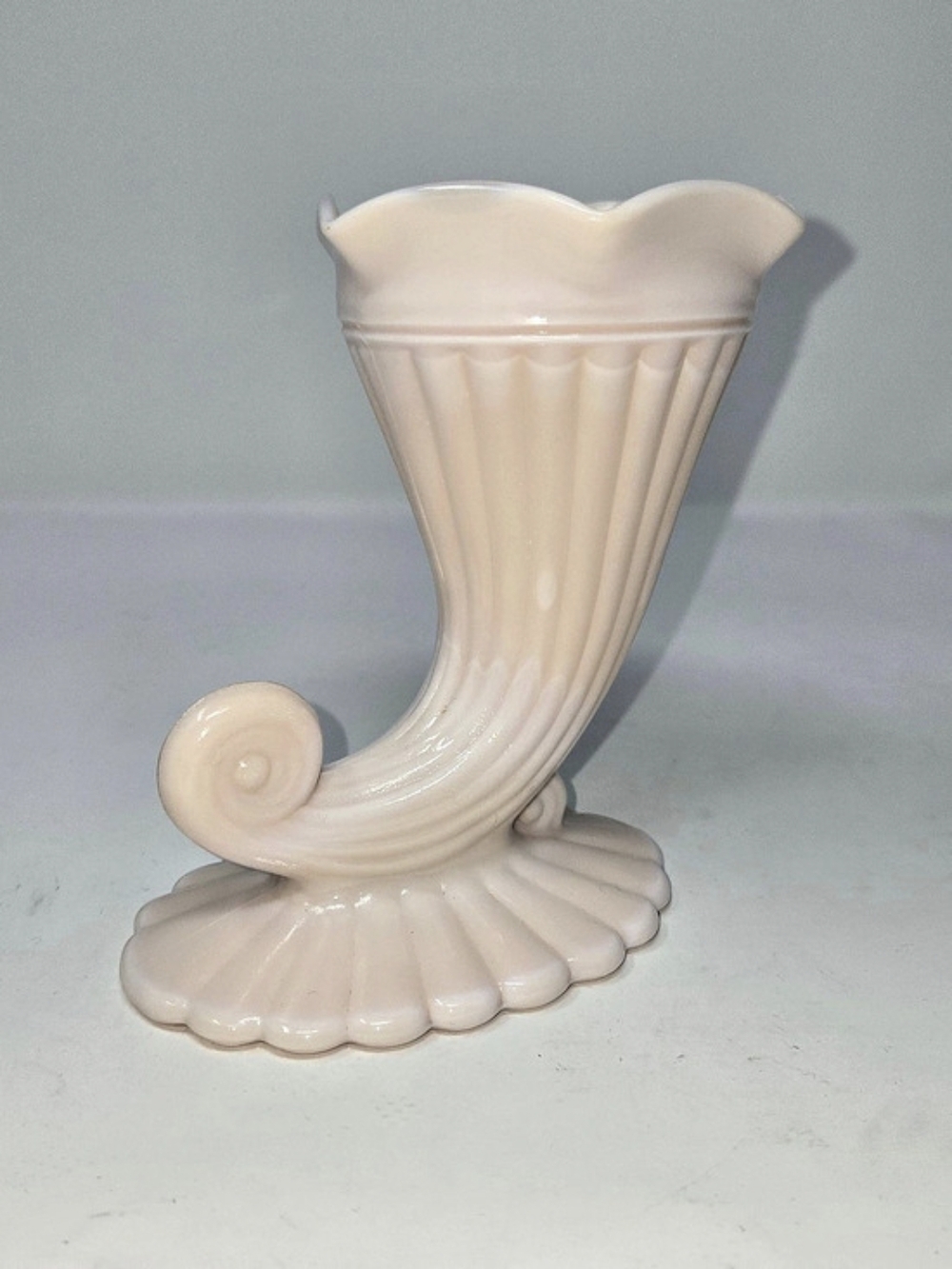 Vintage 1950s Jeanette Glass Co Milk Glass Pale Pink Cornucopia Vase - 5" Tall